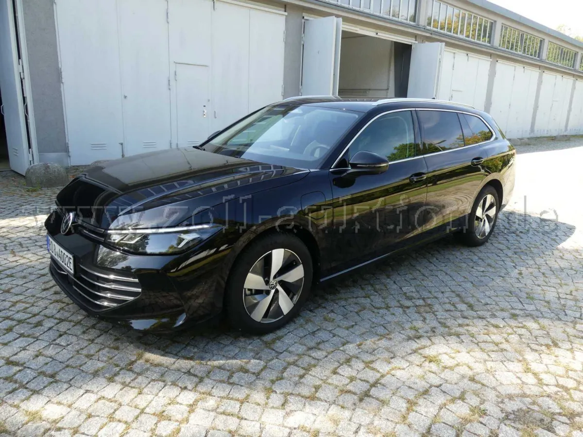 1 VW Passat 1.5 TSI eHybrid Business - BD8-4002E
