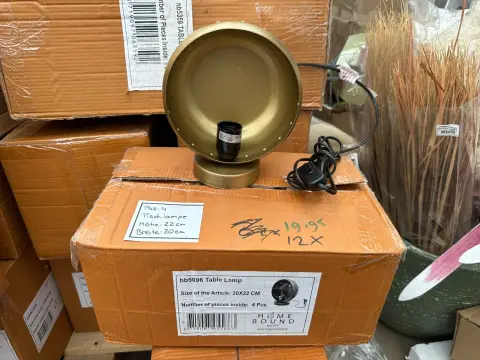 Table lamp