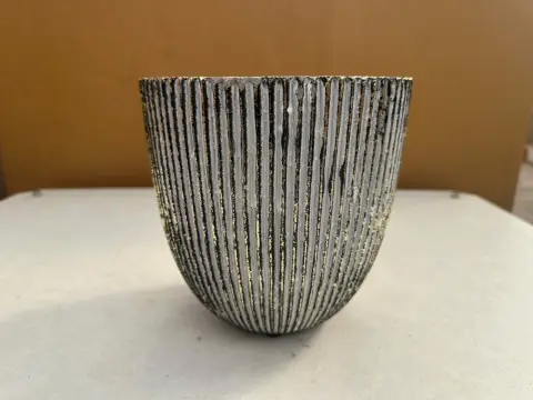 Set of vases (2 pieces)