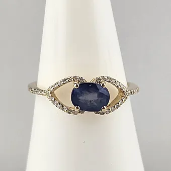 Saffier- / diamantring - geelgoud (14K), saffier 1,18 ct.