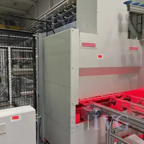Installation de test des modules solaires avec technique caméra PI4-ROBOTICS PBAEST0001