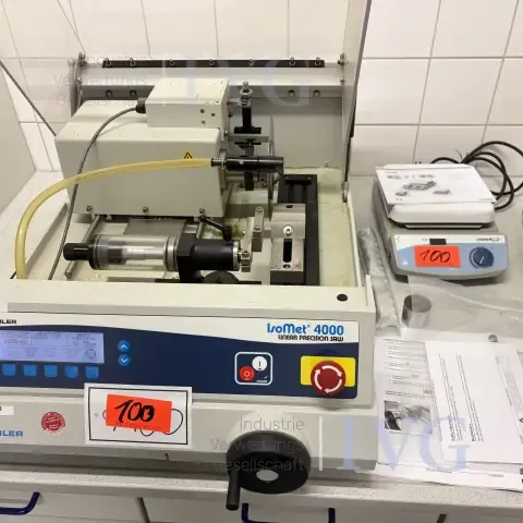Přesná pila BÜHLER IsoMet 4000