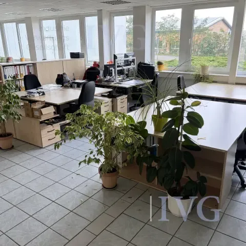 Équipement de bureau bureaux - chaises - armoires
