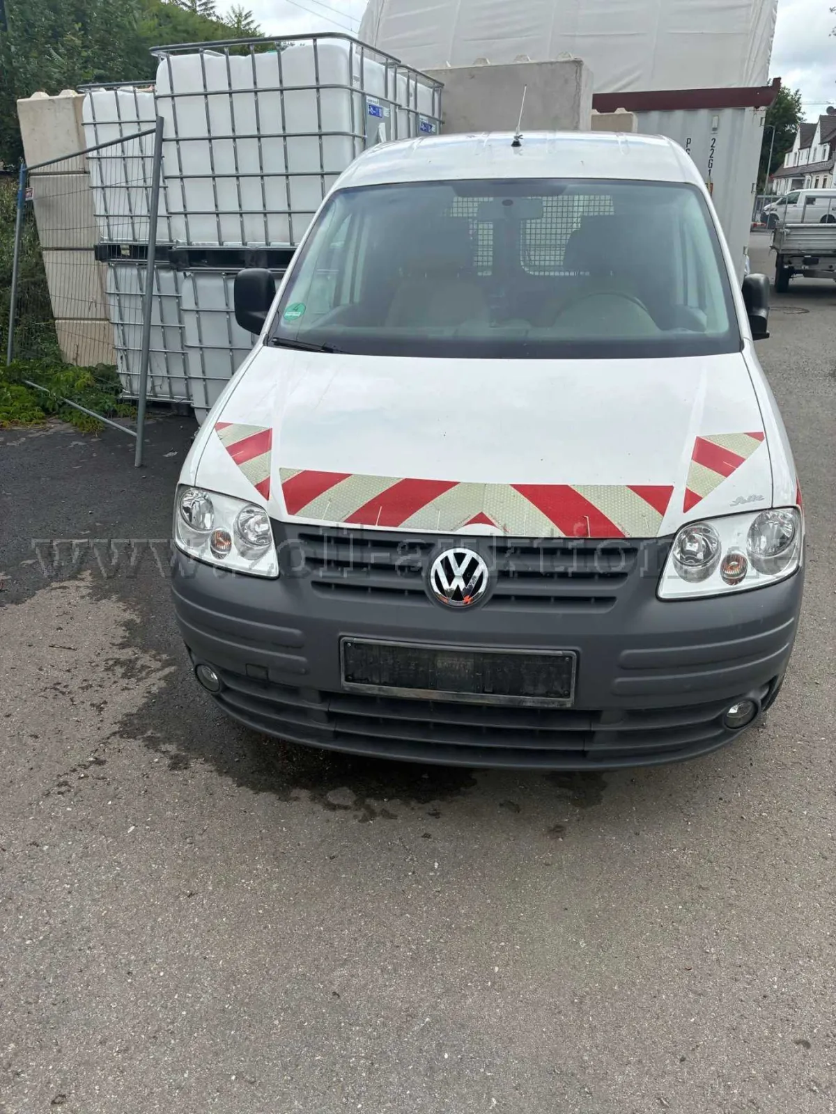 1 VW Caddy *defekt*