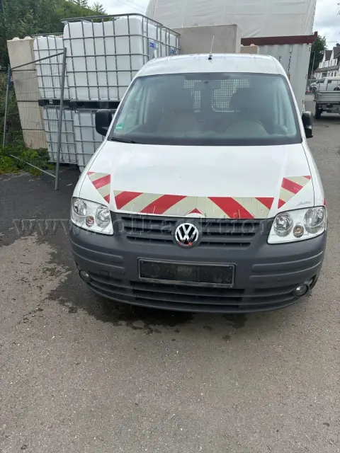 1 VW Caddy *defective*