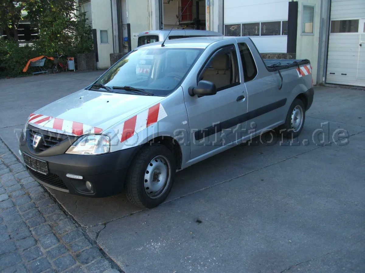 1 Dacia Logan Pick Up 1.5 dCi rijklaar