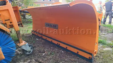 1 lame de déneigement Fiedler type FRS2004 ST
