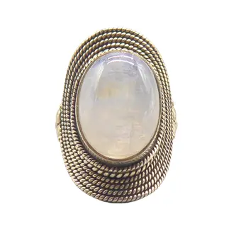 Bague en argent 925 sertie d'une pierre de lune