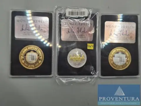 Zilveren medailles 25 jaar Duitse eenheid brutogewicht ca. 9,42 gr binnenkant zilver .999 buitenring .999 verguld koper 3 stuks