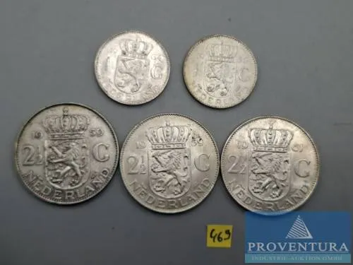 Silbermünzen Niederlande 2x 1 Gulden + 3x 2 1/2 Gulden Silber .720 Rauhgewicht 6.50 gr