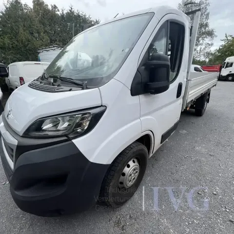 Kipper PEUGEOT Boxer 165 Blue HDi driewegkipper
