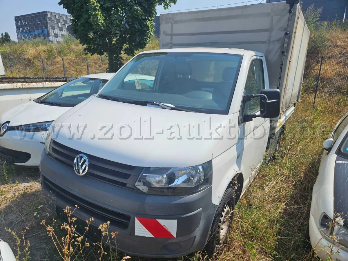 1 Volkswagen T5 platte wagen/zeil met kipper, defect