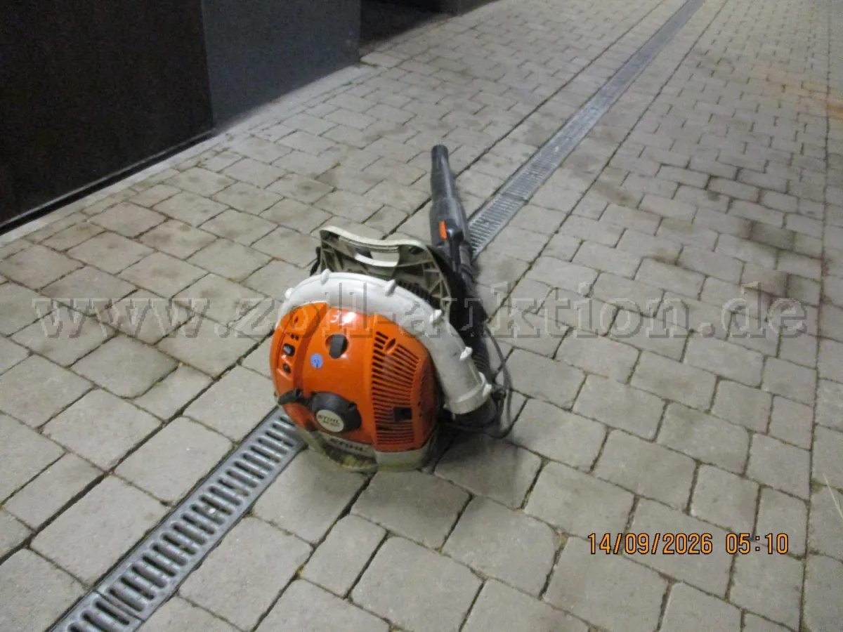 1 Laubbläser Stihl BR 500, Benzinlaubbläser