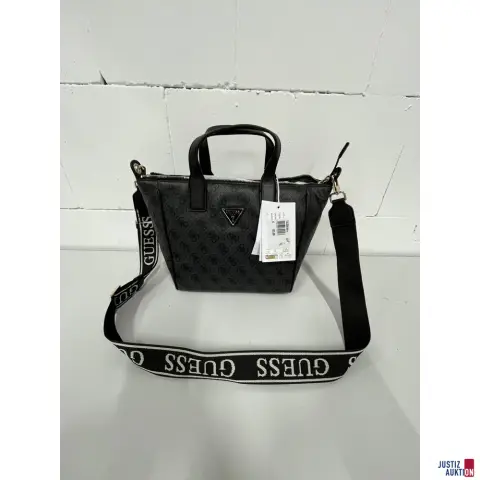 Сумка на плечо Guess черная