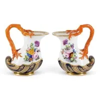 Paire de pots à lait avec poignées en corail