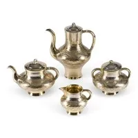 Vijfdelig trompe-l'oeil servies met berkenbastdecor