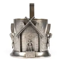 SEHR FEINER TEEGLAS-HALTER MIT FIGÜRLICHEM ARCHITEKTUR-MOTIV
