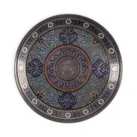 Très fin plateau en émail champlevé avec gravure de blason