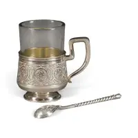 Très fin porte-verre à thé avec cuillère dans étui d'origine