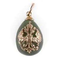 Pendentif œuf avec aigle bicéphale