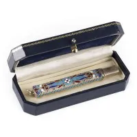 Porte-crayon en émaux cloisonnés