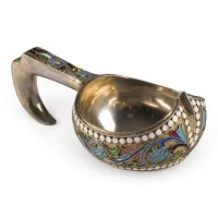 Kovsh en émaux cloisonnés