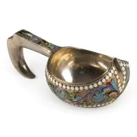 Kovsh en émaux cloisonnés