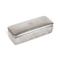 GROSSE SCHATULLE MIT SILBERDECKEL MIT GRAVURMONOGRAMM