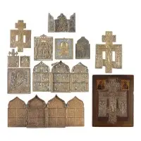 Collection de onze icônes en bronze et d'une staurothèque avec la Crucifixion du Christ