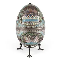 Grande boîte cloisonné-émail avec la cathédrale Basile et des cygnes