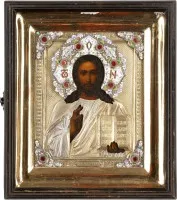 Icône très fine du Christ Pantocrator avec oklad en émail cloisonné dans un kiot