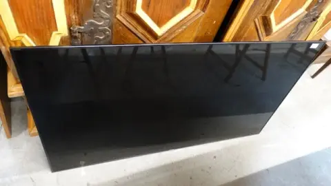 1 televizor