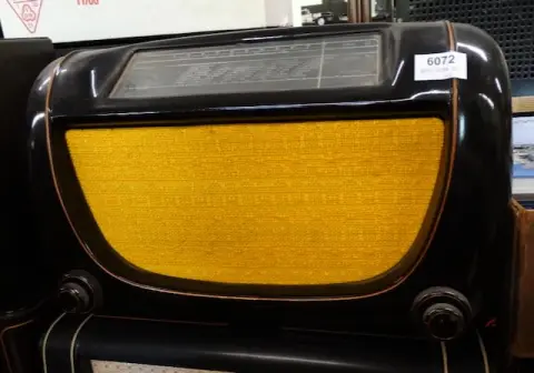 1 oude buizenradio