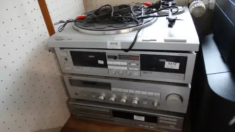 1 Yamaha stereoset