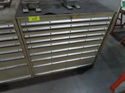 1 armoire à outils, fabr. : Polschröder, env. 100 x 75 x 100 cm, 9 tiroirs