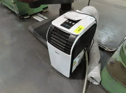1 mobile air conditioner, mfr.: Weller, type: HPC-09AMB, year 2011