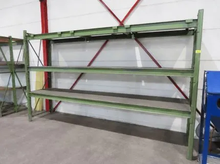 1 rayonnage à palettes, composé de 2 montants, hauteur env. 2,50 m, et 6 traverses, longueur 3,80 m chacune