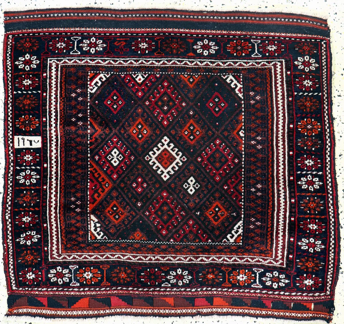 Jaf Taschenfront, Persien, datiert 1927 , Wolle auf Wolle, ca. 95 x 102 cm, EHZ: 2