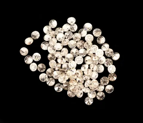 Lot de diamants taillés lâches, total env. 1,00 ct blanc - blanc légèrement teinté/vs-p, diamètre env. 1,25-1,29 mm