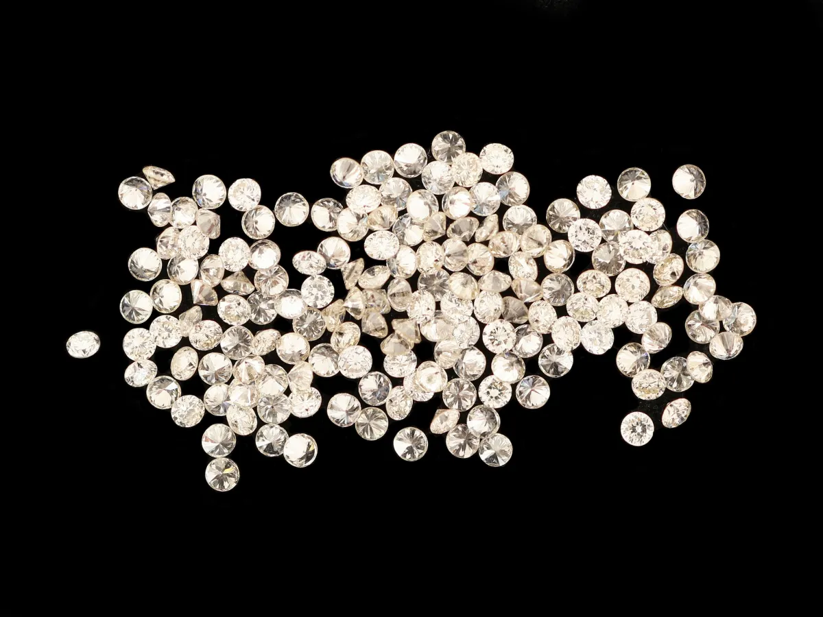 Sada volných diamantů, celkem cca 1,00 ct bílý/vs-si, vel. cca 1,0-1,05 mm, kalibrované