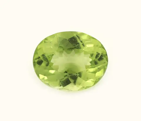 Péridot seul, env. 1,08 ct, taille ovale, belle couleur intense Prix estimé : 120, - EUR