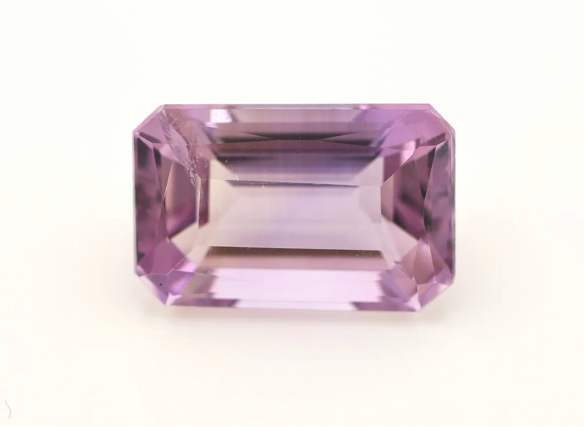 Loose amethyst, approx. 5.33 ct, octagonal step cut, estimated price: 180,- EUR