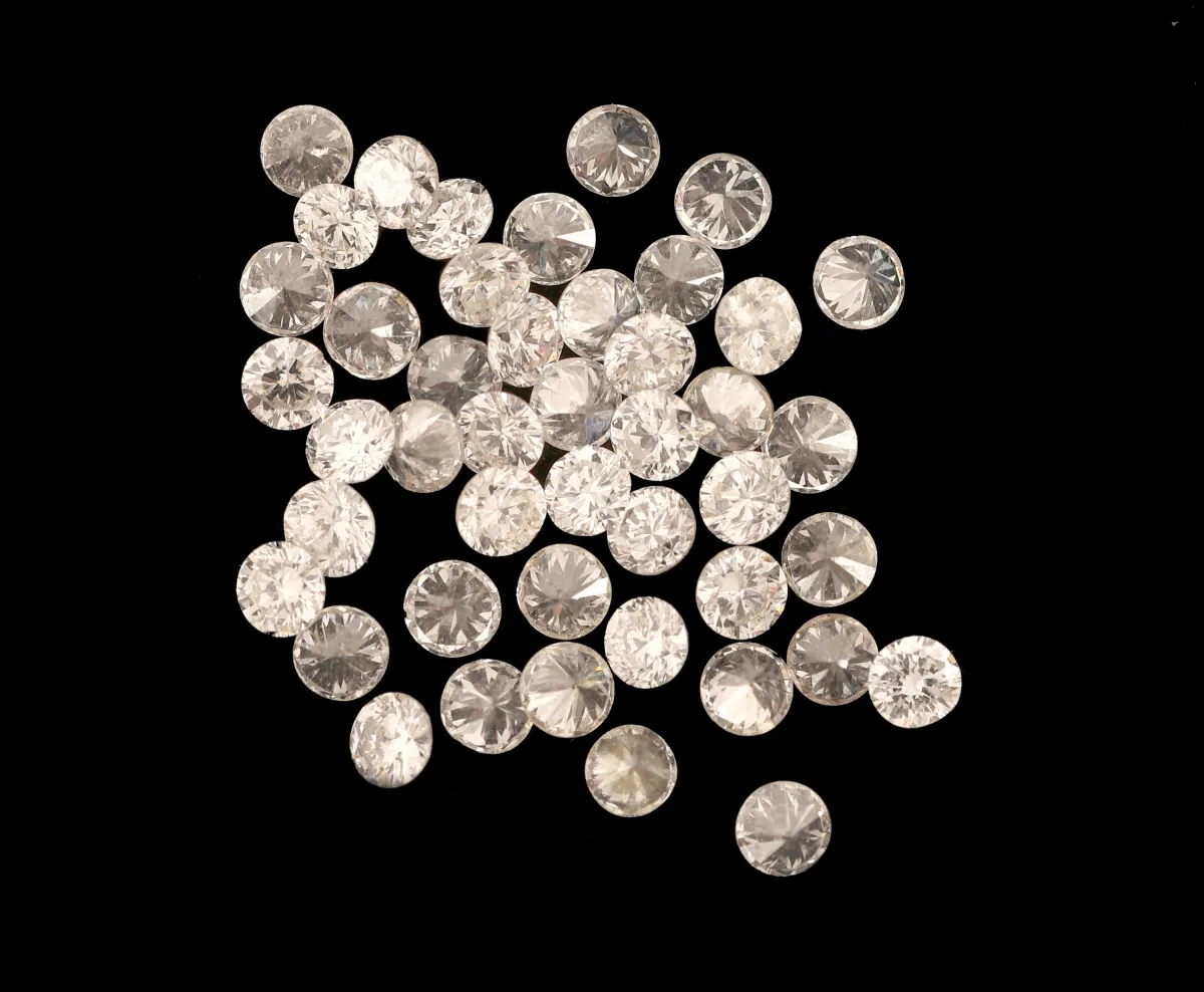 Lot lose Brillanten zus. ca. 1.00 ct feines Weiß-Weiß/vs-si, D. ca. 1.7-1.8 mm,