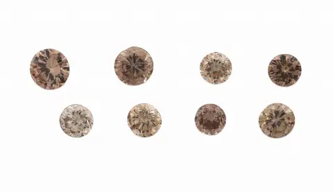 Lot de 8 brillants non sertis, total env. 1,165 ct brun/si-vs, diamètre env. 2,75, 3,0, 3,6 et 3,9 mm