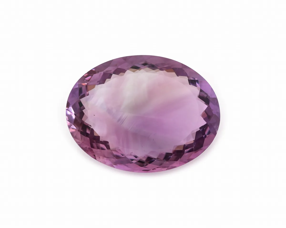 Losse amethist, ca. 61,43 ct, ovaal gefacetteerd