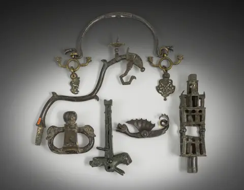 Lot d'objets en bronze