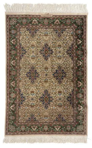 Tapis en soie signé