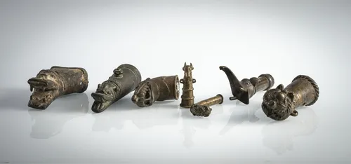 Seven small litter finials