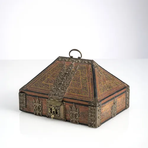 Traditional jewellery box “Nettur Petti”