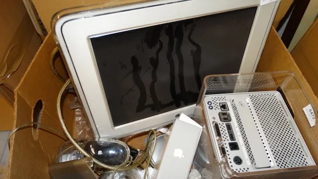 1 Apple iMac